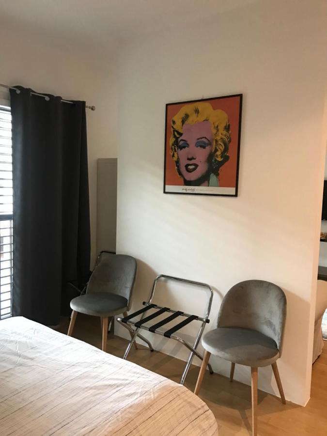 Connie S Home Free Parking Lugano Luaran gambar
